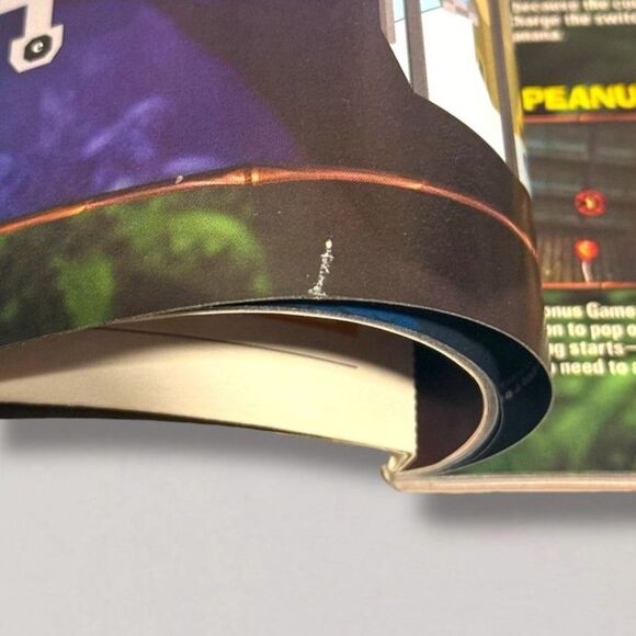 Nintendo Power Volume 127 WWF with Toy Story 2 Poster & Pokemon Comic Book - Picture 6 of 10